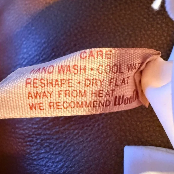 Vintage Aris Isotoner Ladies Fancy White Gloves One Size - Picture 4 of 4